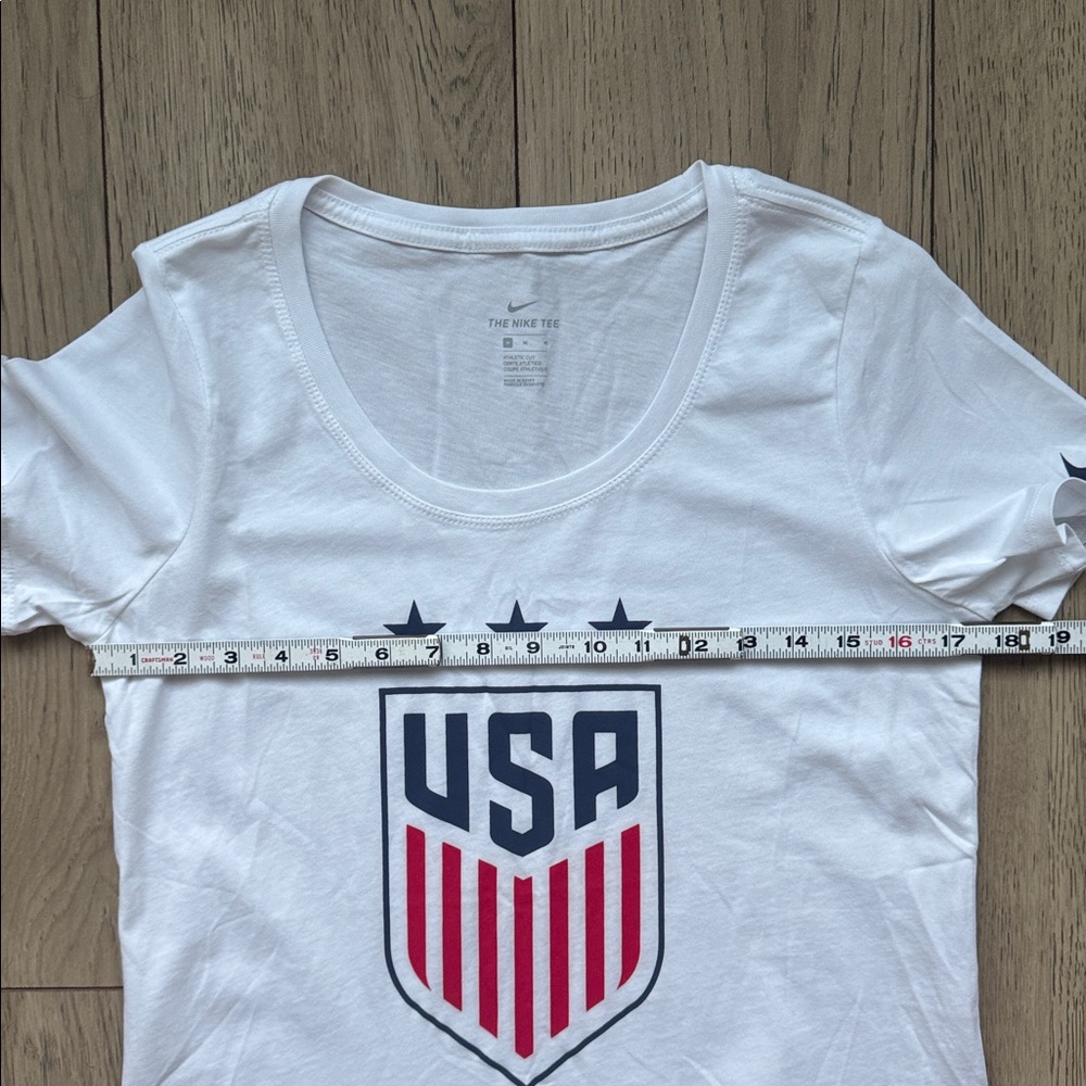 Nike USA Soccer Athletic Sports White T-Shirt Women’s Size Medium New with Tags - Picture 7 of 8